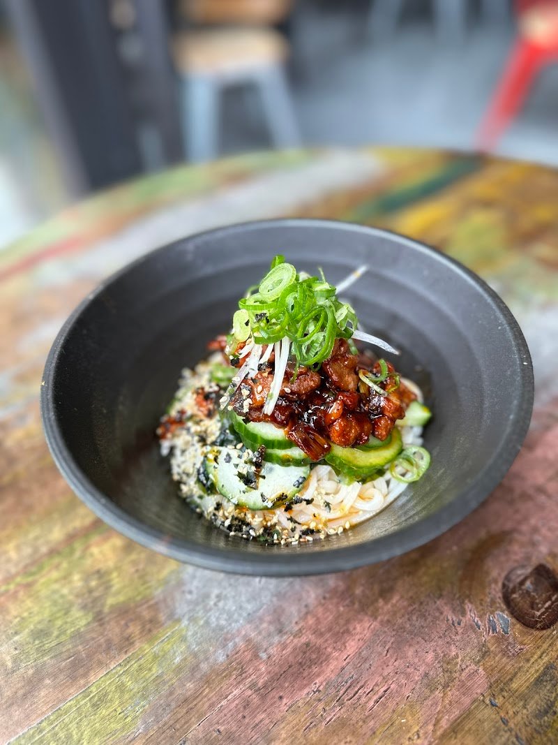 Sushia Sushi Roll & Fresh Bar photo 10