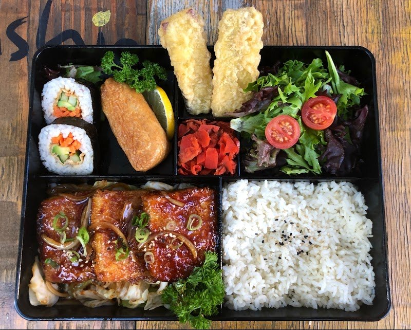 Sushia Sushi Roll & Fresh Bar photo 8