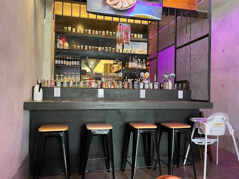 ZUROZURO RAMEN BAR photo 8